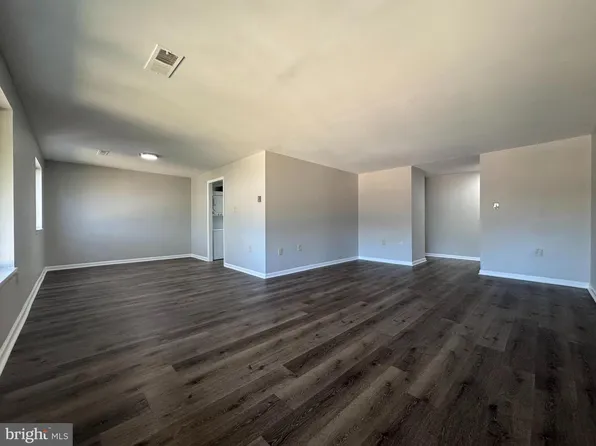 18616 Walkers Choice Rd #18616, Gaithersburg, MD 20886