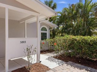 5803 De Palmas Ave, Holmes Beach, FL 34217