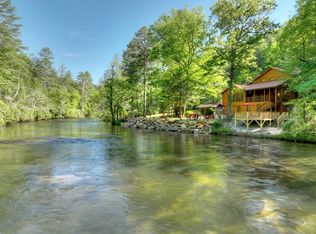 730 Riverside Ln, Blue Ridge, GA 30513