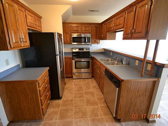 2nd image of 2873 Crystal Lake Dr