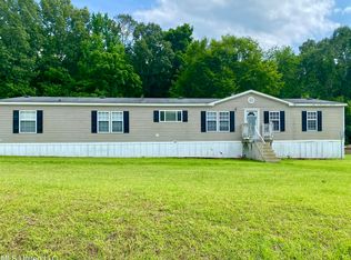 155 Hometown Rd, Vicksburg, MS 39180