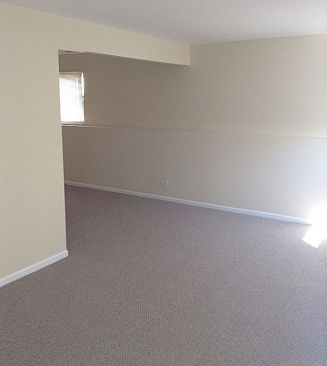 1st image of 151 Centennial Dr