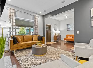 3725 Warwick Blvd, Kansas City, MO 64111