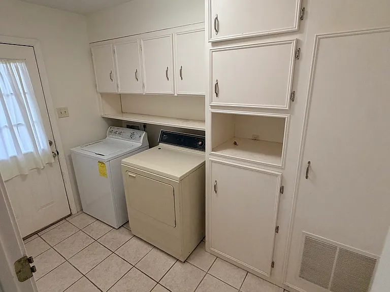 7019 Wyoma Trl — Photo 28