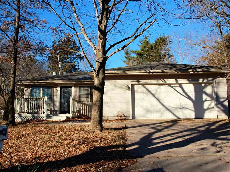 1st image of 1523 Highland Dr