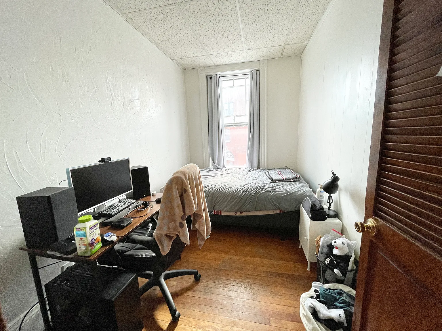 2 bed, 780 sqft, $3,900 — Photo 1