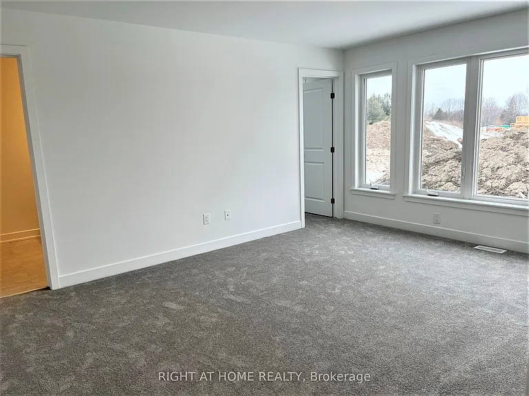902 Duxbury Ln — Photo 26