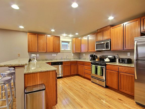 4th image of this home