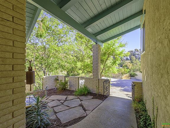 3rd image of 9691 Lemon Ave