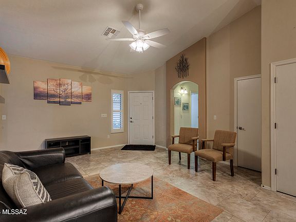 5th image of 457 E Camino Limon Verde