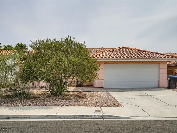 4818 Hunters Run Dr, North Las Vegas, NV 89031
