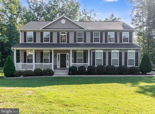 65 Mills Hollow Dr, Fredericksburg, VA 22406