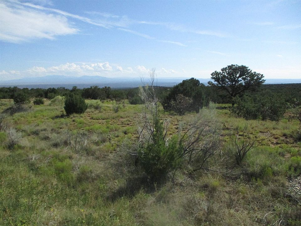 1st image of 137 Camino Vista Grande