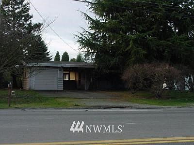 1st image of 18633 1st Avenue S