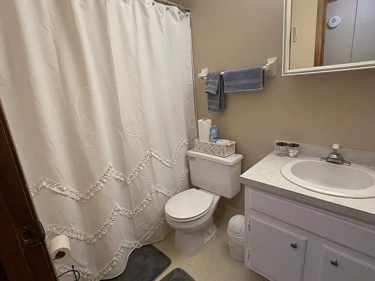 445 Wisteria Dr — Photo 5