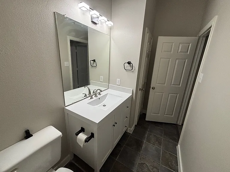 5201 Crossvine Ln — Photo 12