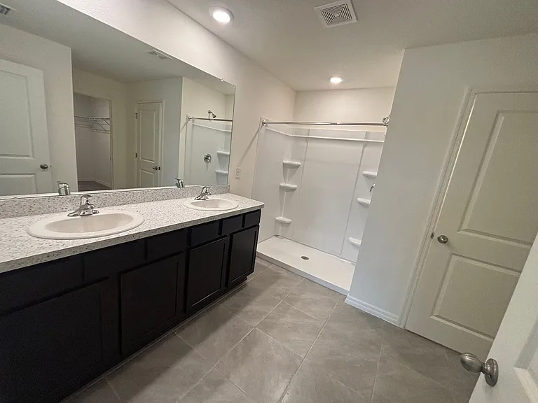 481 W Rexford Dr — Photo 20