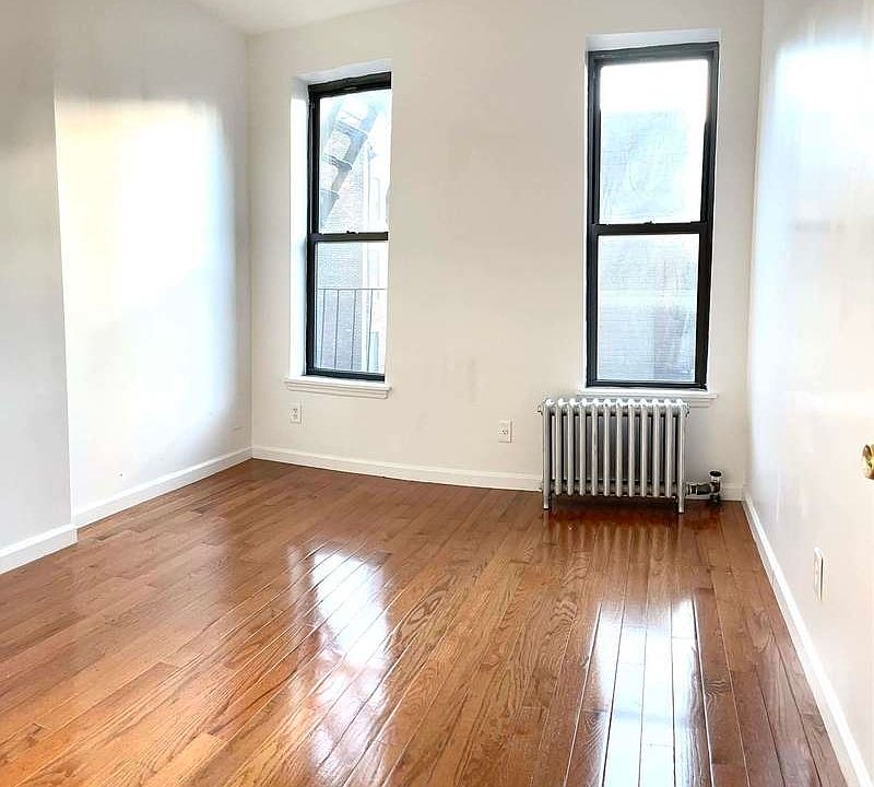 1st image of 174 Canal St APT 14