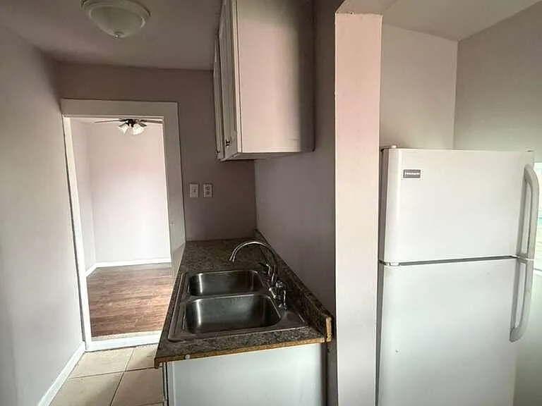 701 N 9th St #B — Photo 7