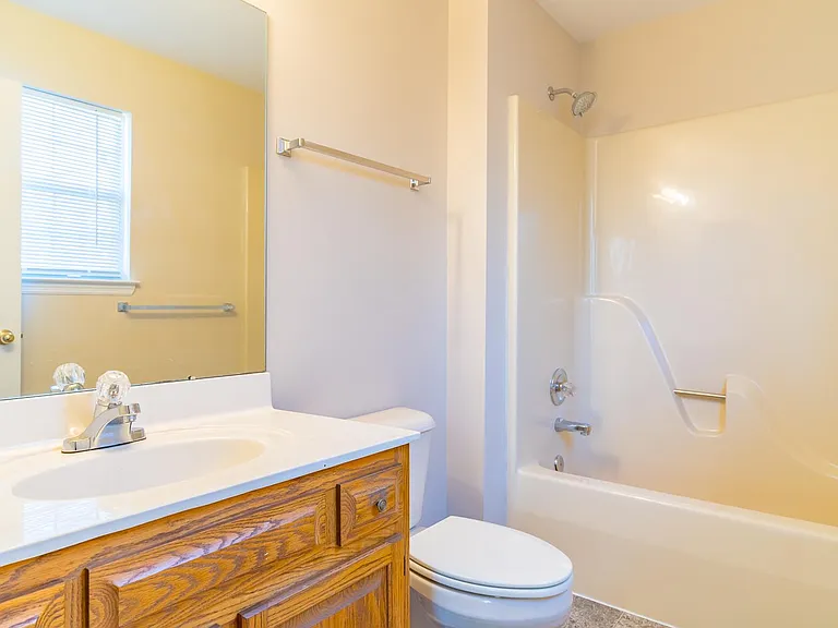 8706 Ellington Way — Photo 5