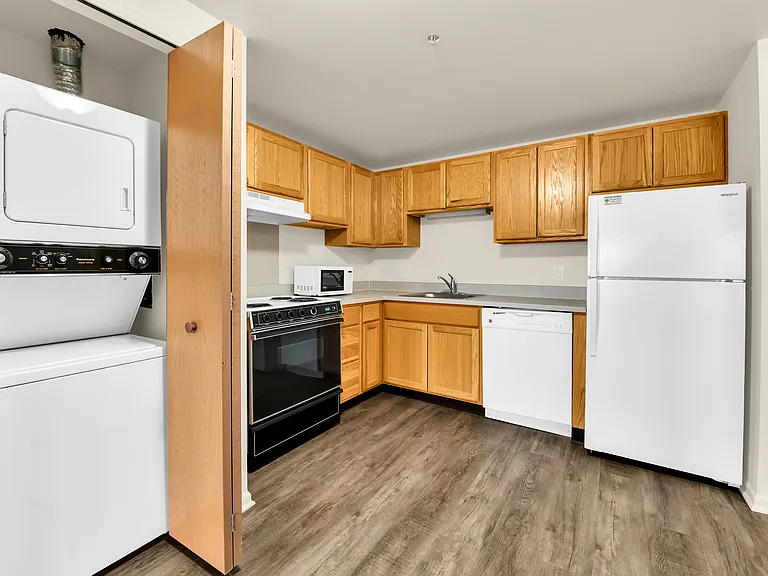 Riverside Senior Apartments — Photo 3