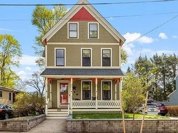 20 Garden St, Melrose, MA 02176