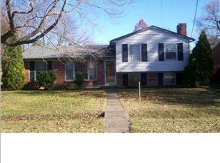 7904 Broadfern Dr, Louisville, KY 40291