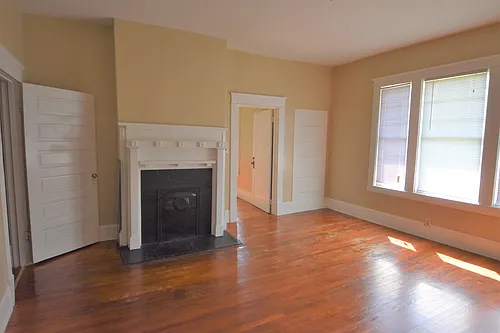 1201 N Elizabeth St #1 Photo 1