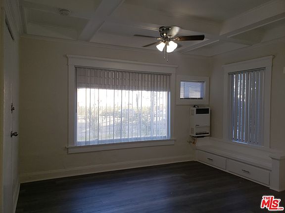 2nd image of 5428 S Figueroa St #5432