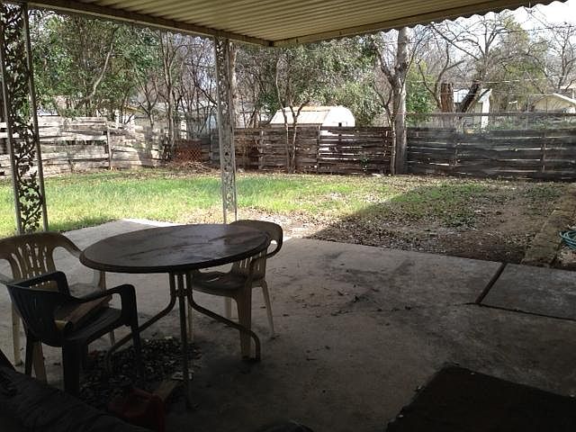 1st image of 3007 Shadow Bend Dr