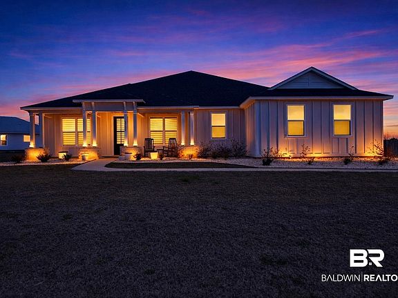 2nd image of 15625 Enchantment Ln