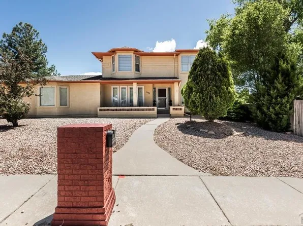 1134 Bluestem Blvd, Pueblo, CO 81001