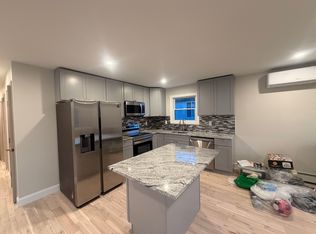 156 Jerome Rd, Staten Island, NY 10305