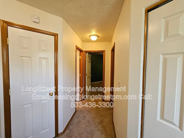 7445 SE Crystal Springs Blvd — Photo 15