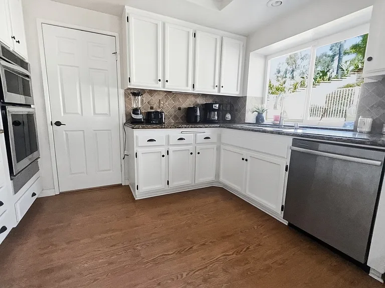 855 Avenue Bernardo — Photo 13