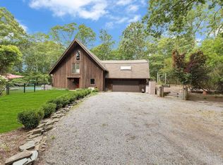 101B Old Riverhead Rd W, Hampton Bays, NY 11946