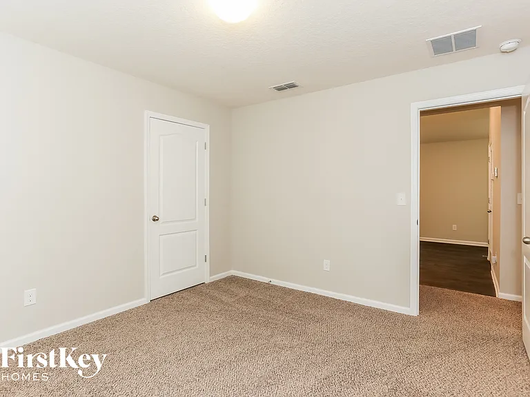 9023 Kipper Dr — Photo 11