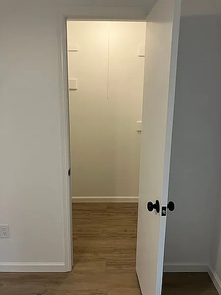 2 bed, 1090 sqft, $1,450 — Photo 4