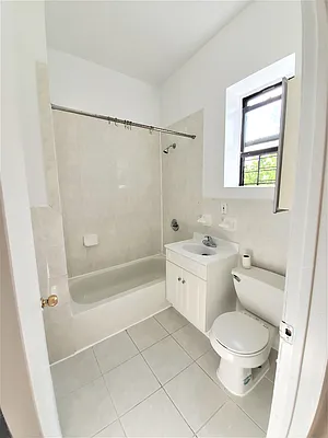 Rented by East Williamsburg Realty Inc | media 34