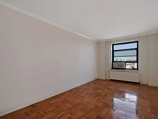 Sold by Citi Habitats | media 3