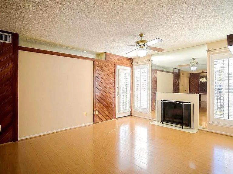 2121 Hepburn St #505 — Photo 2