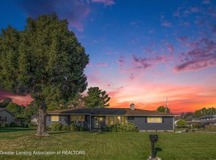 1335 Maycroft Rd, Lansing, MI 48917
