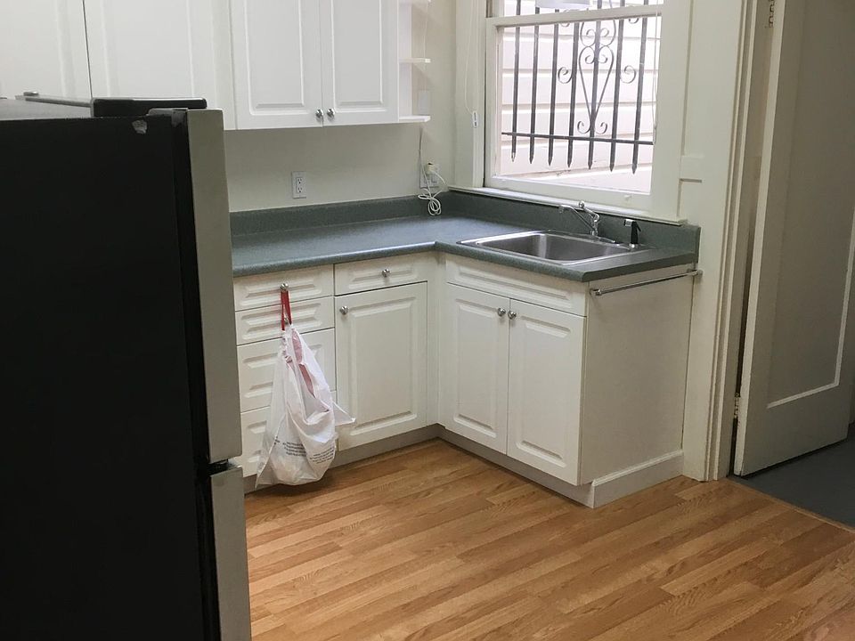 1st image of 479 Church St
