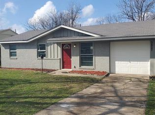 3827 Happy Canyon Dr, Dallas, TX 75241