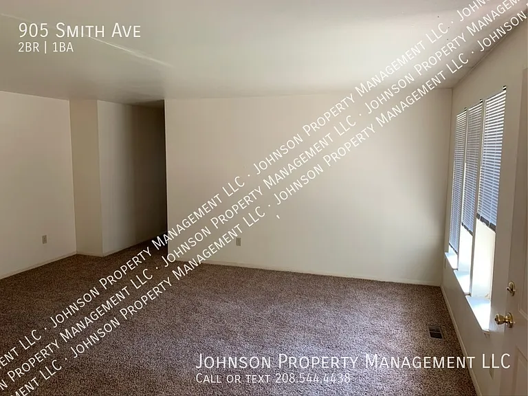 905 Smith Ave — Photo 3