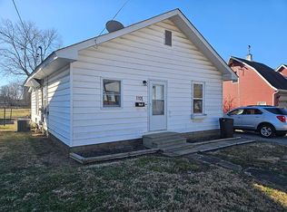 1105 W White St, Marion, IL 62959