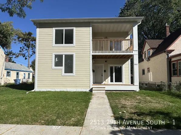 2513 29th Ave S #1, Minneapolis, MN 55406