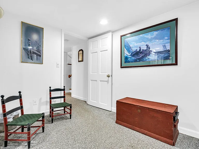 17 Marblehead Ln — Photo 32