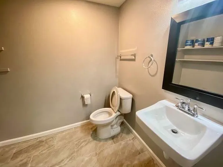 6341 Joaquin Murieta Ave #B — Photo 2