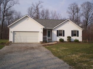 11750 Stafford Rd, Chagrin Falls, OH 44023